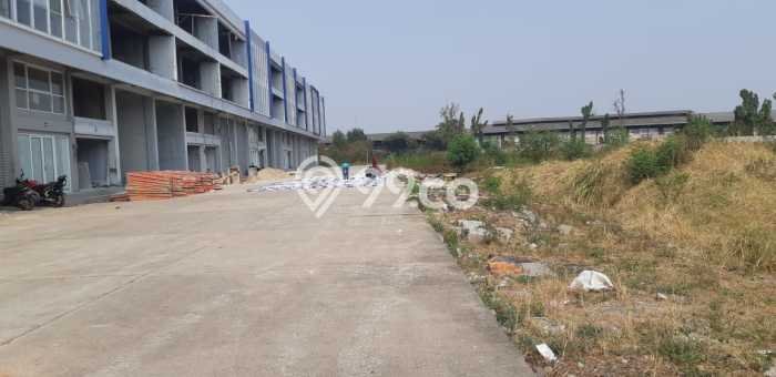 LOKASI PREMIUM! Gudang di Periuk, Luas 200m², Akses Utama LOKASI PREMIUM! Gudang di Periuk, Luas 200m², Akses Utama
