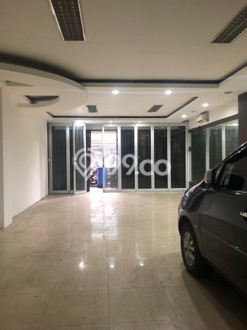 Ruko Premium di Radio Dalam, Luas 900m², Area Niaga Ruko Premium di Radio Dalam, Luas 900m², Area Niaga