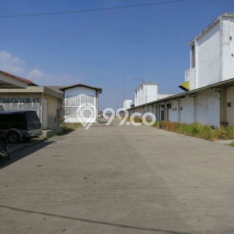 LOKASI PREMIUM! Gudang di Majalaya, Luas 16000m², Pusat Komersial LOKASI PREMIUM! Gudang di Majalaya, Luas 16000m², Pusat Komersial
