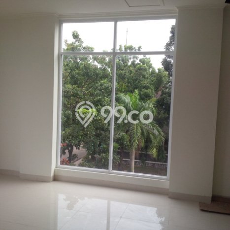 Ruko For Rent Kawasan Bintaro, Luas 300m², Lokasi Komersial, Jalan Strategis Ruko For Rent Kawasan Bintaro, Luas 300m², Lokasi Komersial, Jalan Strategis