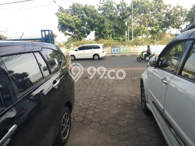 Ruko disewakan di Pasar Minggu Jakarta Selatan dengan luas bangunan 128m2 Ruko disewakan di Pasar Minggu Jakarta Selatan dengan luas bangunan 128m2
