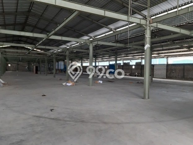 Unit Gudang Disewakan di Jatake di Area Ramai & Strategis Unit Gudang Disewakan di Jatake di Area Ramai & Strategis