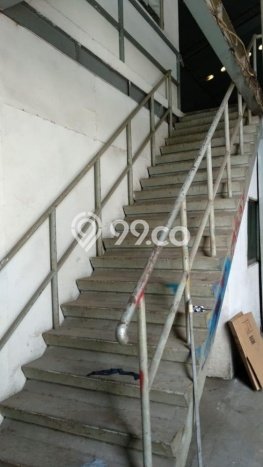 Gudang untuk Disewa di Pusat Tangerang Luas Bangunan 600m2 Gudang untuk Disewa di Pusat Tangerang Luas Bangunan 600m2