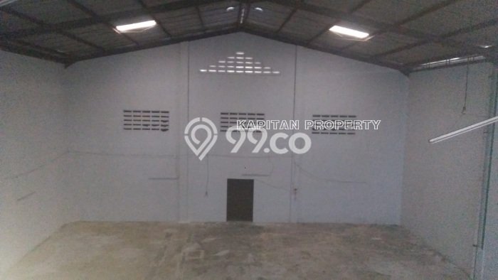 Disewakan Gudang di Kawasan Ramai Dadap Luas 450m2 Disewakan Gudang di Kawasan Ramai Dadap Luas 450m2