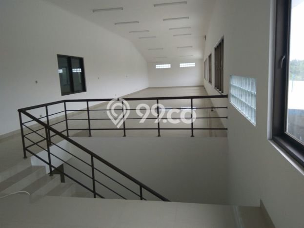 Unit Gudang Dijual di Bandung LT 2500m2 & LB 2200m2 Unit Gudang Dijual di Bandung LT 2500m2 & LB 2200m2