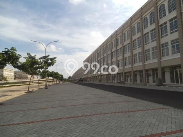 FOR RENT! Ruko di Green Lake City Cocok untuk Bisnis 236m2 FOR RENT! Ruko di Green Lake City Cocok untuk Bisnis 236m2