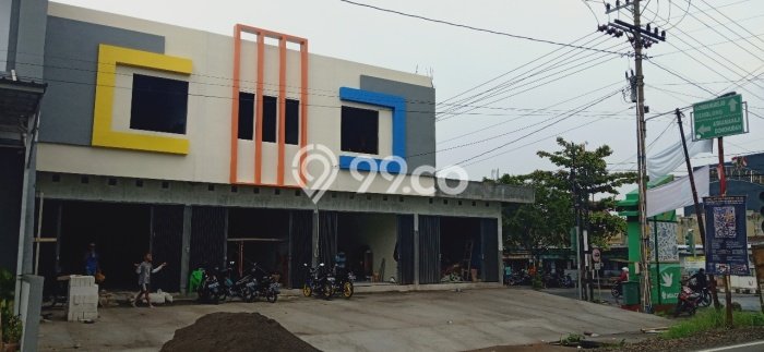 Ruko Komersial Dijual di Banyuanyar Solo LT 81m2 & LB 99m2 Ruko Komersial Dijual di Banyuanyar Solo LT 81m2 & LB 99m2
