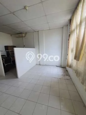 Unit Ruko Disewakan di Gading Serpong di Area Ramai & Strategis Unit Ruko Disewakan di Gading Serpong di Area Ramai & Strategis