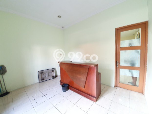 INVESTASI POTENSIAL! Ruko di Cideng, Luas 303m², Area Komersial INVESTASI POTENSIAL! Ruko di Cideng, Luas 303m², Area Komersial