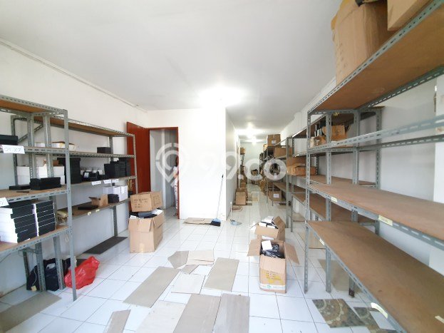 INVESTASI POTENSIAL! Ruko di Cideng, Luas 303m², Area Komersial INVESTASI POTENSIAL! Ruko di Cideng, Luas 303m², Area Komersial