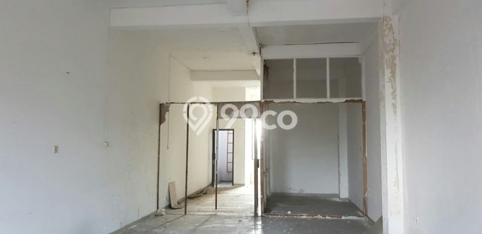 Lokasi Strategis! Dijual Ruko Bisnis di Mangkubumen, Solo Kondisi Bagus Lokasi Strategis! Dijual Ruko Bisnis di Mangkubumen, Solo Kondisi Bagus