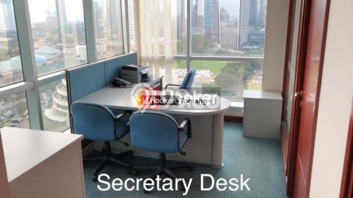 LOKASI STRATEGIS! Kantor Kawasan Kuningan, Luas 188m2m², Pengunjung Tinggi LOKASI STRATEGIS! Kantor Kawasan Kuningan, Luas 188m2m², Pengunjung Tinggi