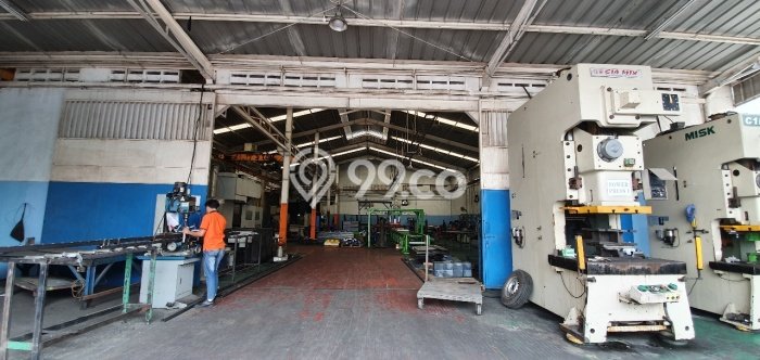 Gudang Dijual di Karang Tengah Tangerang dengan LB 2000m2 Gudang Dijual di Karang Tengah Tangerang dengan LB 2000m2