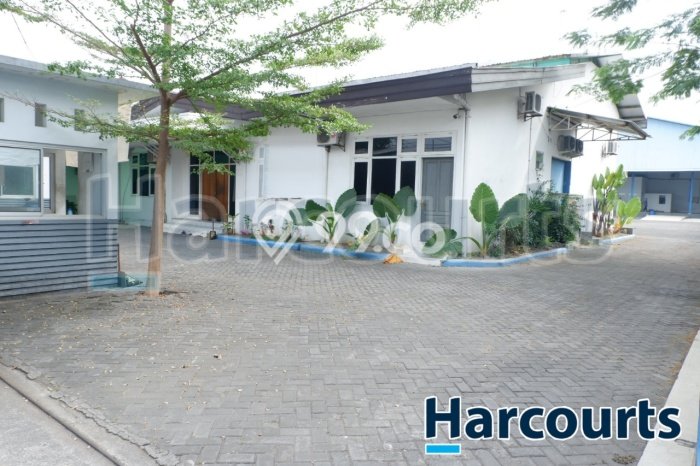 GUDANG siap Pakai Ada Loading Dock Dan Kantor Dekat Solobaru GUDANG siap Pakai Ada Loading Dock Dan Kantor Dekat Solobaru