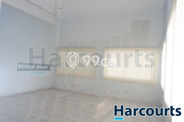 GUDANG siap Pakai Ada Loading Dock Dan Kantor Dekat Solobaru GUDANG siap Pakai Ada Loading Dock Dan Kantor Dekat Solobaru