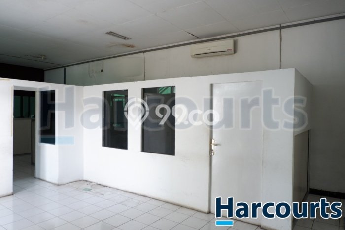 GUDANG siap Pakai Ada Loading Dock Dan Kantor Dekat Solobaru GUDANG siap Pakai Ada Loading Dock Dan Kantor Dekat Solobaru