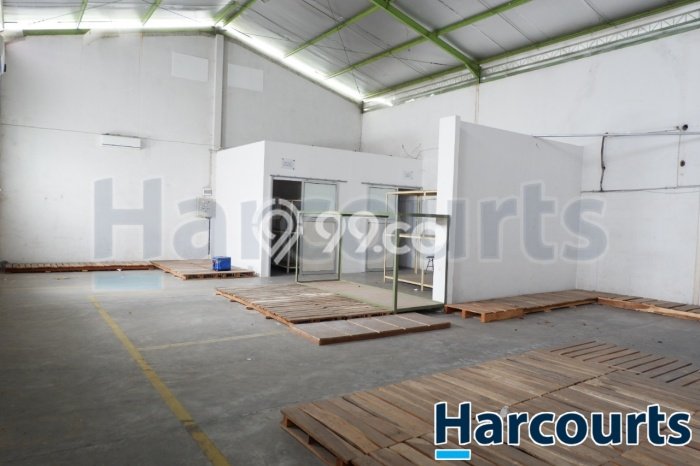 GUDANG siap Pakai Ada Loading Dock Dan Kantor Dekat Solobaru GUDANG siap Pakai Ada Loading Dock Dan Kantor Dekat Solobaru