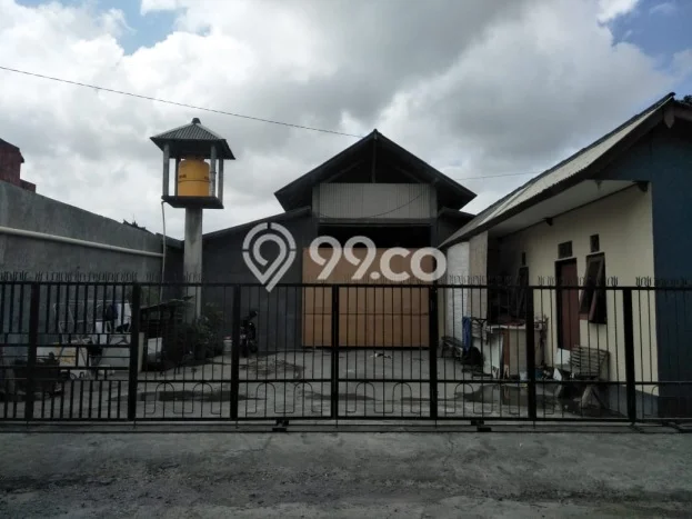 Gudang Strategis Kawasan , Luas 300m2m², Pusat Bisnis, Dekat Badung, Badung Gudang Strategis Kawasan , Luas 300m2m², Pusat Bisnis, Dekat Badung, Badung