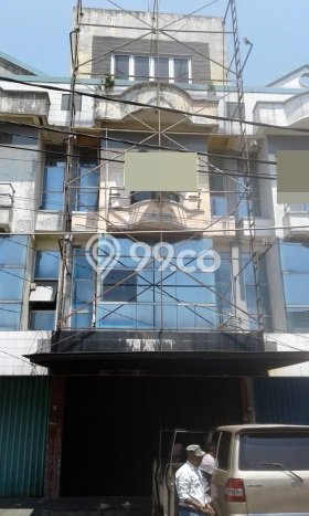 Unit Ruko Dijual di Bekasi LT 100m2 & LB 360m2 Unit Ruko Dijual di Bekasi LT 100m2 & LB 360m2