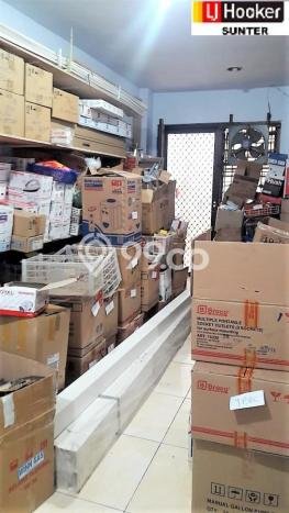Ruko Dijual di Jakarta Utara LT 90m2 & LB 260m2 Lokasi Terbaik! Ruko Dijual di Jakarta Utara LT 90m2 & LB 260m2 Lokasi Terbaik!