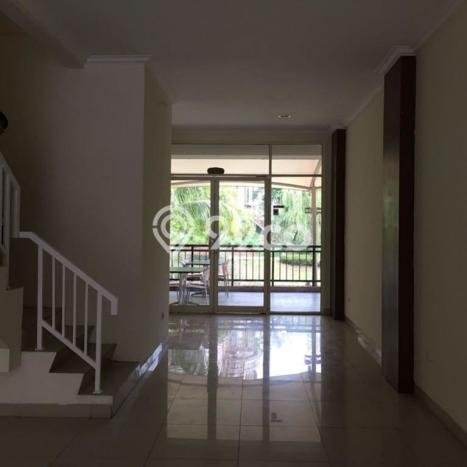 FOR RENT! Ruko di Green Lake City Cocok untuk Bisnis 236m2 FOR RENT! Ruko di Green Lake City Cocok untuk Bisnis 236m2