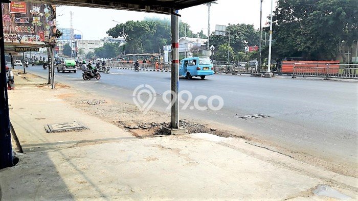 Unit Ruko Dijual di Senen Jakarta Pusat Luas Tanah 223m2, Luas Bangunan 192m2 Unit Ruko Dijual di Senen Jakarta Pusat Luas Tanah 223m2, Luas Bangunan 192m2