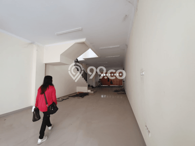 Turun Harga Gudang dalam 1 kawasan 2 unit di Soekarno Hatta Turun Harga Gudang dalam 1 kawasan 2 unit di Soekarno Hatta