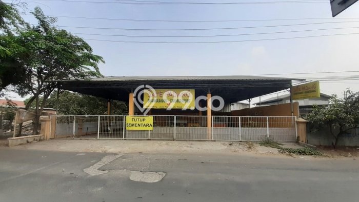Untuk Dijual Komersial di Mustikajaya Bekasi LT 754m2 / LB 250m2 Untuk Dijual Komersial di Mustikajaya Bekasi LT 754m2 / LB 250m2