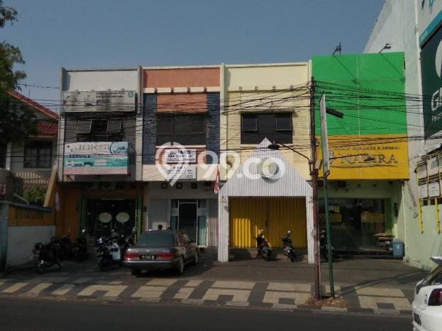 Ruko For Rent Kawasan Sampangan, Luas 113m², Lokasi Komersial, Jalan Utama Ruko For Rent Kawasan Sampangan, Luas 113m², Lokasi Komersial, Jalan Utama