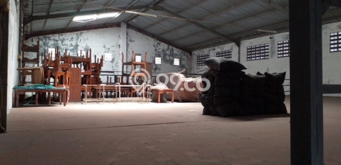 Gudang siap pakai di pinggir jalan solobaru solo Gudang siap pakai di pinggir jalan solobaru solo