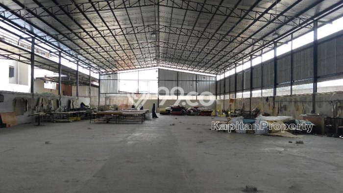 Unit Gudang Dijual di Jakarta Barat LT 2500m2 & LB 1500m2 Unit Gudang Dijual di Jakarta Barat LT 2500m2 & LB 1500m2