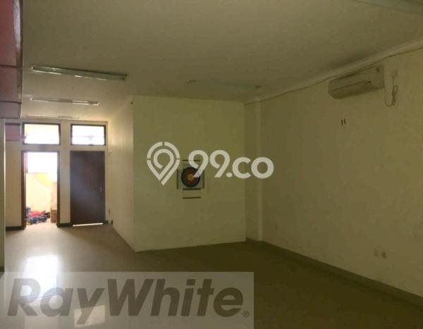 Ruko Dijual di Depok LT 147m2 & LB 262m2 Lokasi Terbaik! Ruko Dijual di Depok LT 147m2 & LB 262m2 Lokasi Terbaik!
