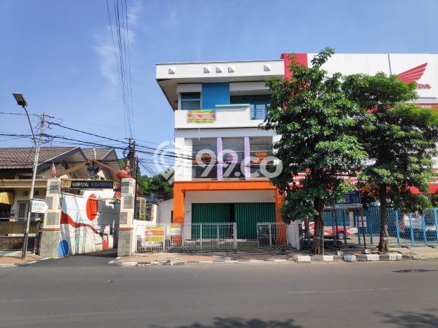 Kantor Dijual di Semarang LT 186m2 & LB 370m2 Lokasi Terbaik! Kantor Dijual di Semarang LT 186m2 & LB 370m2 Lokasi Terbaik!