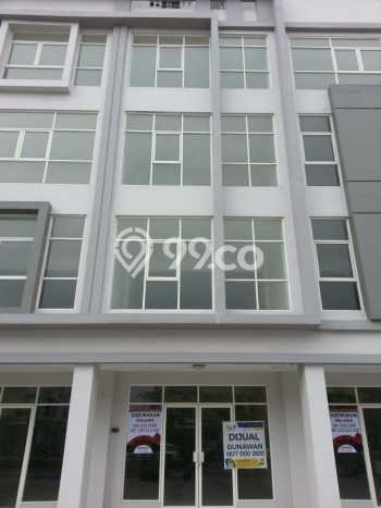 Ruko Dijual di Surabaya LT 75m2 & LB 300m2 Lokasi Terbaik! Ruko Dijual di Surabaya LT 75m2 & LB 300m2 Lokasi Terbaik!
