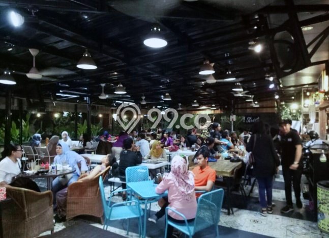 Komersial Komersial Disewakan di Kebayoran Baru Jakarta Selatan Luas 500m2 Komersial Komersial Disewakan di Kebayoran Baru Jakarta Selatan Luas 500m2