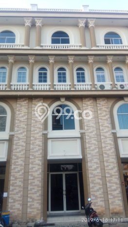 Jual Ruko Kawasan Green Lake City, Luas 180m², Kawasan Bisnis, Jalur Strategis Jual Ruko Kawasan Green Lake City, Luas 180m², Kawasan Bisnis, Jalur Strategis