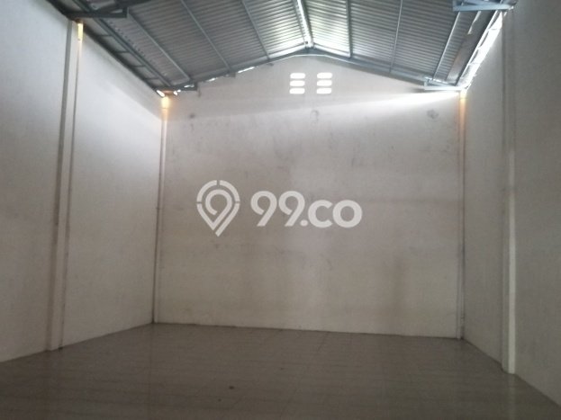 LOKASI STRATEGIS! Ruko Kawasan Mojosari, Luas 380m², Area Komersial, Jalan Utama LOKASI STRATEGIS! Ruko Kawasan Mojosari, Luas 380m², Area Komersial, Jalan Utama