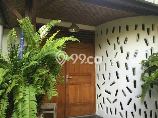 Unit Komersial Dijual di Mantrijeron Yogyakarta Luas Tanah 124m2, Luas Bangunan 1241m2 Unit Komersial Dijual di Mantrijeron Yogyakarta Luas Tanah 124m2, Luas Bangunan 1241m2