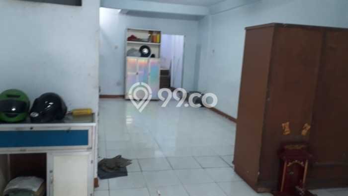 Ruko Dijual di Jakarta Barat LT 73m2 & LB 270m2 Lokasi Terbaik! Ruko Dijual di Jakarta Barat LT 73m2 & LB 270m2 Lokasi Terbaik!
