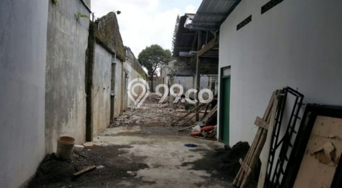 Dijual Gudang di Banyuanyar Solo LT 1370m2 / LB 800m2 Dijual Gudang di Banyuanyar Solo LT 1370m2 / LB 800m2