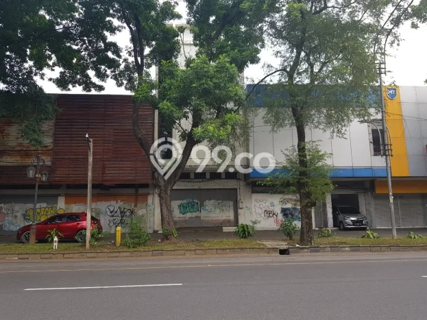 Lokasi Strategis! Dijual Ruko Bisnis di Slamet Riyadi, Solo Kondisi Baik Lokasi Strategis! Dijual Ruko Bisnis di Slamet Riyadi, Solo Kondisi Baik