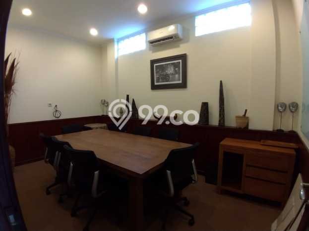 Ruko Dijual di Ciputat Tangerang Selatan dengan LB 216m2 Ruko Dijual di Ciputat Tangerang Selatan dengan LB 216m2