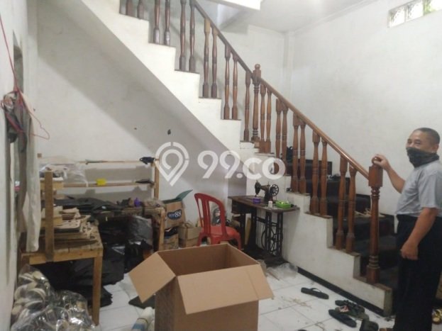 Lokasi Strategis! Dijual Gudang Bisnis di Margahayu, Bandung Kondisi Baik Lokasi Strategis! Dijual Gudang Bisnis di Margahayu, Bandung Kondisi Baik