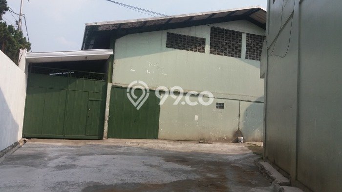 Gudang Disewa di Bandung dengan LB 1000m2 Area Komersial Ramai Gudang Disewa di Bandung dengan LB 1000m2 Area Komersial Ramai