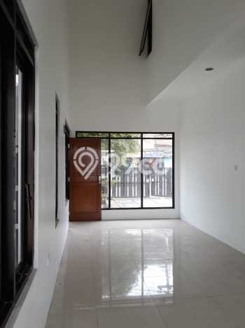 Ruko Dijual di Prime Area Bandung Luas 80m2 Ruko Dijual di Prime Area Bandung Luas 80m2