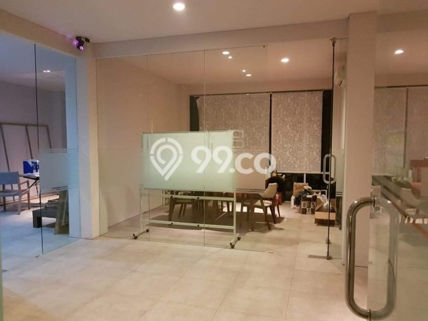Kantor Bagus Dijual LB 1800m2 Lokasi Strategis Jakarta Selatan Area Cocok untuk Bisnis Kantor Bagus Dijual LB 1800m2 Lokasi Strategis Jakarta Selatan Area Cocok untuk Bisnis