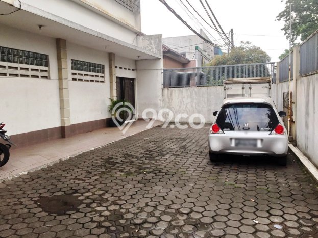 PELUANG EMAS! Komersial di Moch Toha, Luas 500m², Pusat Komersial PELUANG EMAS! Komersial di Moch Toha, Luas 500m², Pusat Komersial