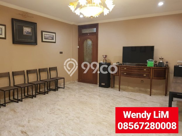 Ruko Dijual di Jakarta Selatan LT 75m2 & LB 300m2 Lokasi Terbaik! Ruko Dijual di Jakarta Selatan LT 75m2 & LB 300m2 Lokasi Terbaik!