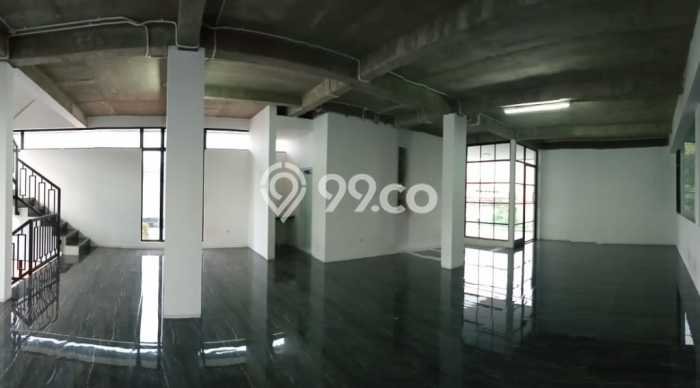 Ruko Disewakan di Area Ramai Kebon Jeruk, Jakarta Barat Ruko Disewakan di Area Ramai Kebon Jeruk, Jakarta Barat