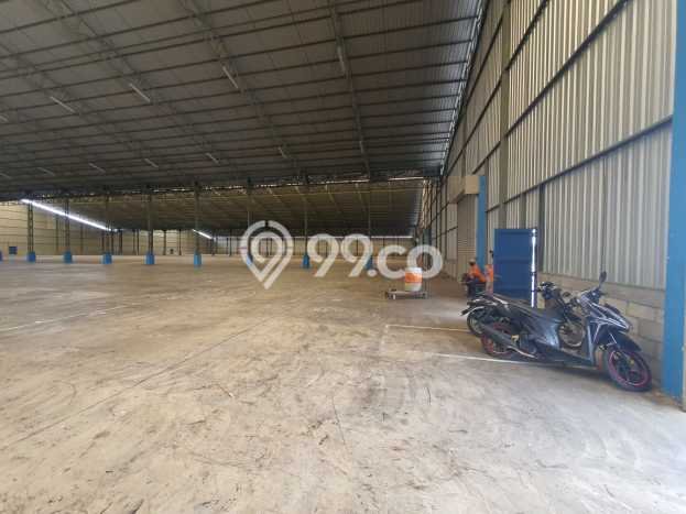 Disewakan Gudang Kawasan Karawang Barat, Luas 15120m2m², Area Strategis, Ready Untuk Dipakai Disewakan Gudang Kawasan Karawang Barat, Luas 15120m2m², Area Strategis, Ready Untuk Dipakai